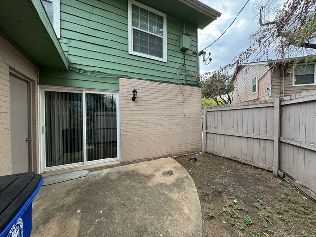 a view of utility room