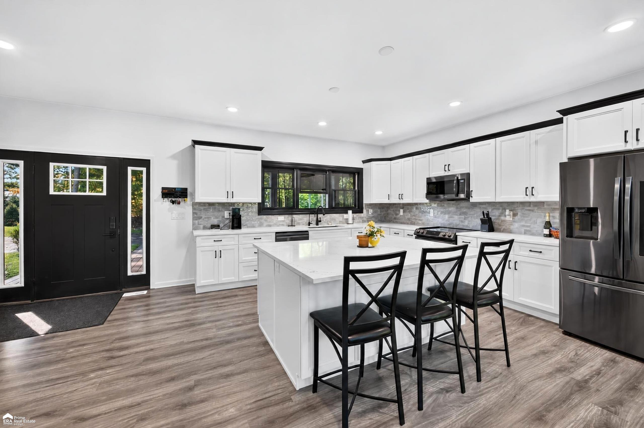 6454 North Genesee Road Flint, MI 48506 - Photo 8 of 78 Gallery Image 8