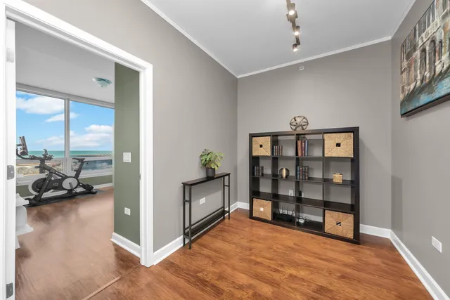 $449,000 | 1901 South Calumet Avenue, Unit 1404, Chicago, IL 60616