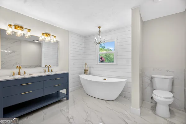 $449,000 | 406 Ashford Circle, LaGrange, GA 30240