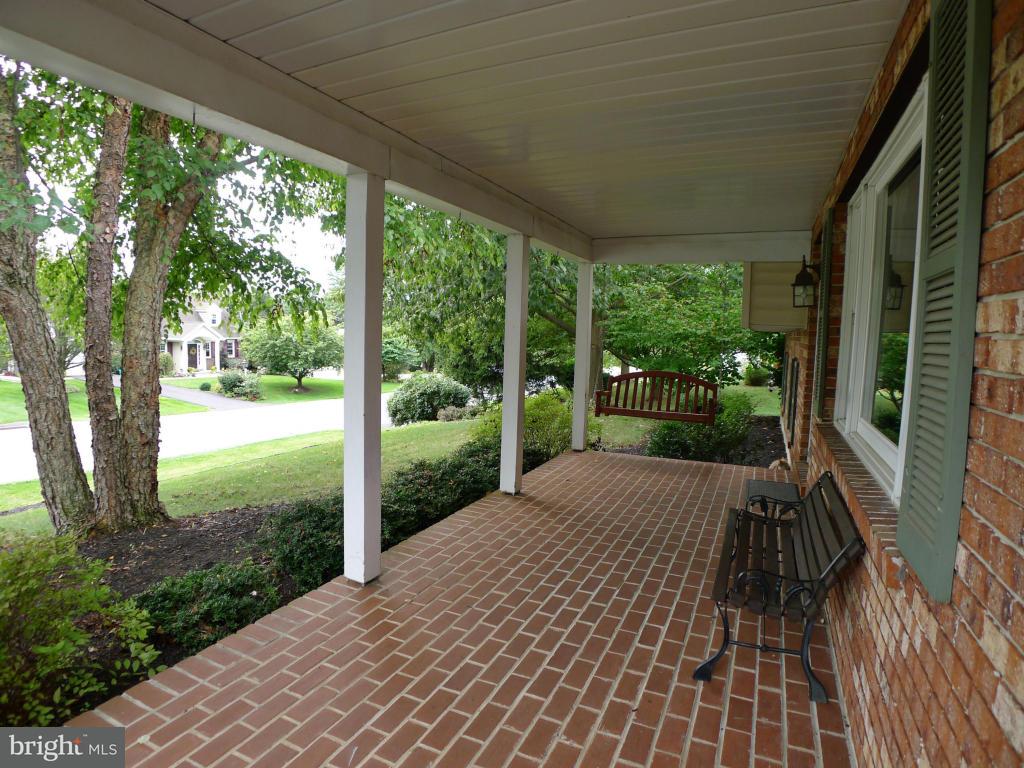 107 Ciera Drive Lititz, PA 17543 - Photo 3 of 20 Gallery Image 3
