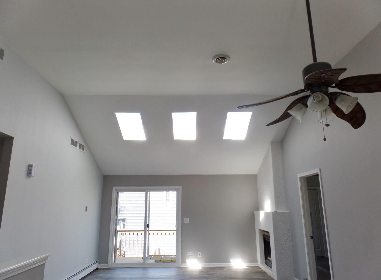 1504 Comanche Drive Bolingbrook, IL 60490 - Photo 11 of 34 a view of entryway