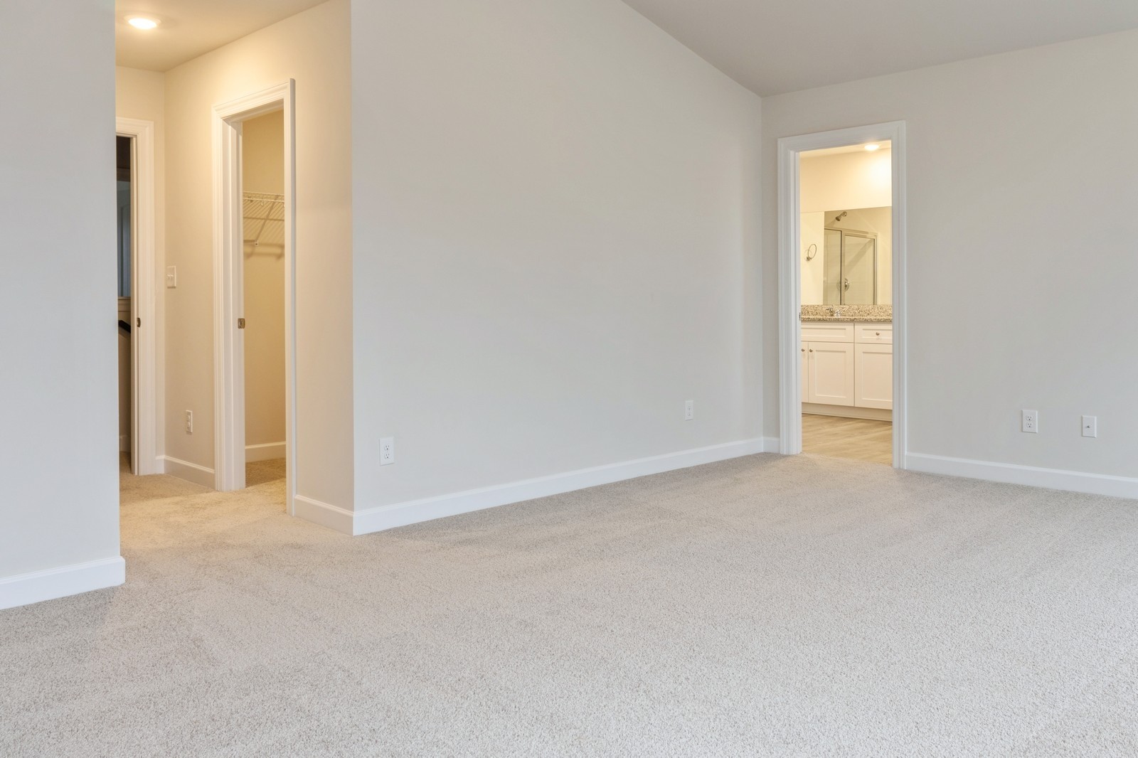 2341 Nabali Way Murfreesboro, TN 37127 - Photo 12 of 23 a view of an empty room and a window