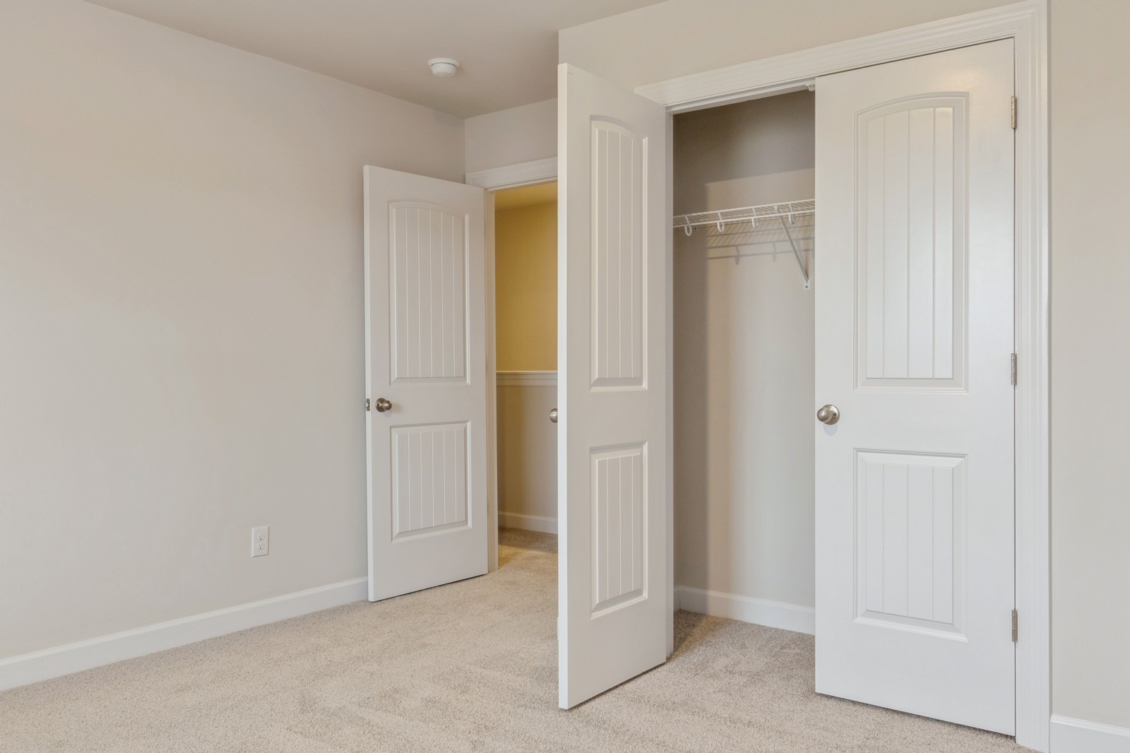 2341 Nabali Way Murfreesboro, TN 37127 - Photo 8 of 23 a view of an empty room with closet area