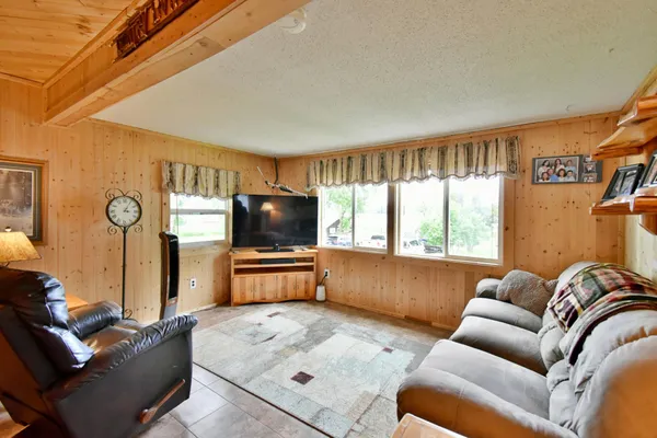 $440,000 | 46350 Cambridge Drive, Stanchfield, MN 55080