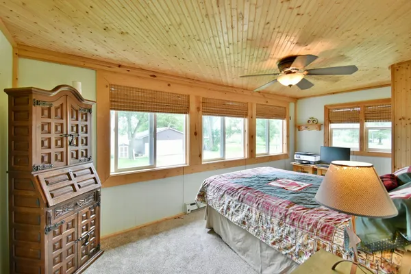 $440,000 | 46350 Cambridge Drive, Stanchfield, MN 55080