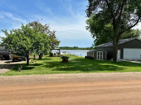 $440,000 | 46350 Cambridge Drive, Stanchfield, MN 55080