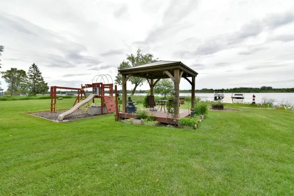 $440,000 | 46350 Cambridge Drive, Stanchfield, MN 55080