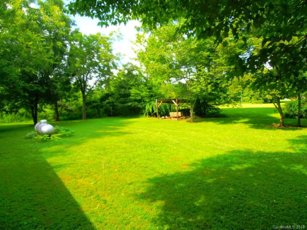 801 Marvin Road Waxhaw, NC 28173 - Photo 11 of 15 a view of an outdoor space and basketball court