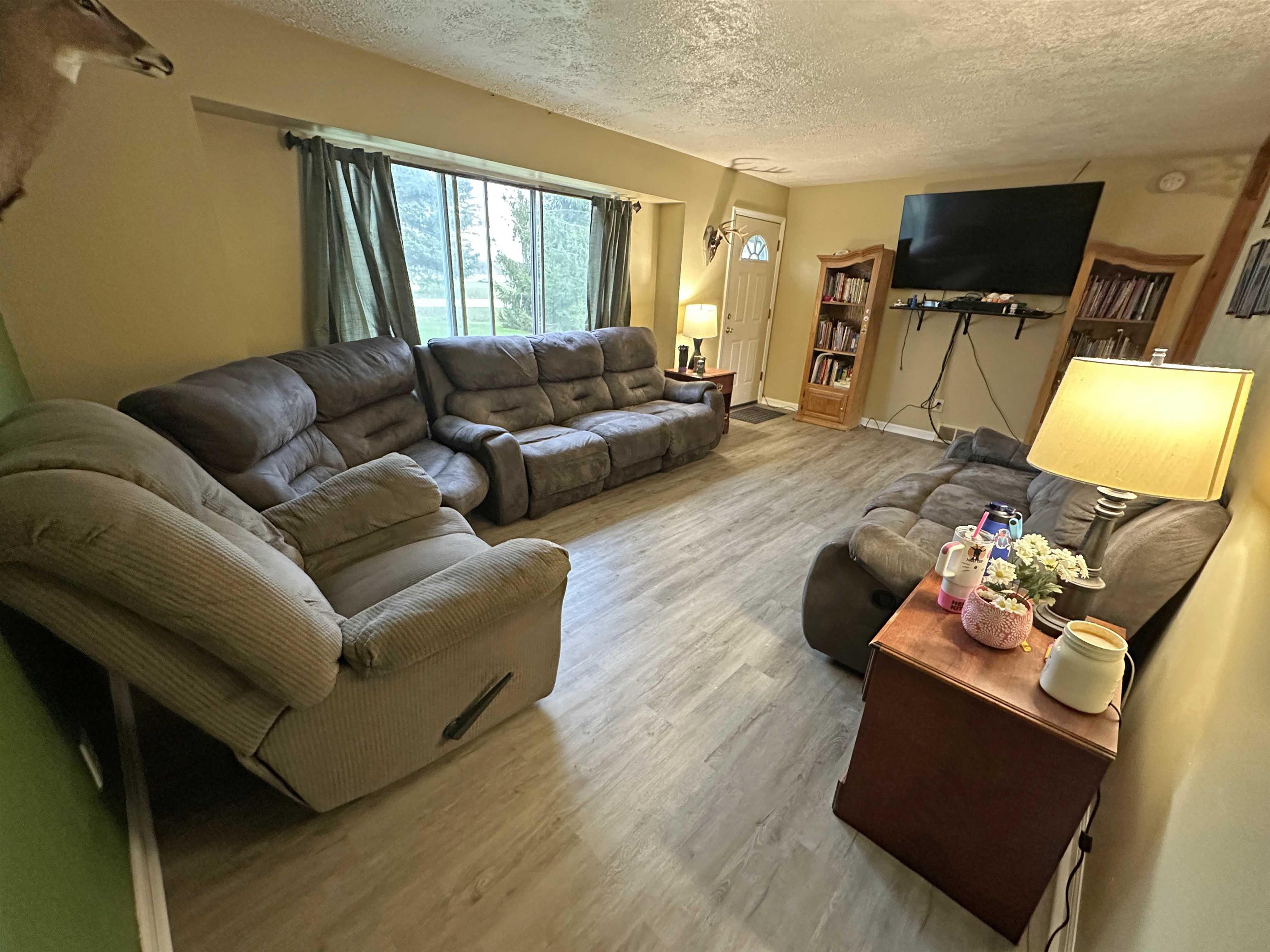 9167 Duffield Road Montrose, MI 48457 - Photo 8 of 28