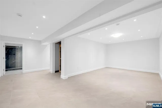 $2,899,995 | 648 Falmouth Avenue, Paramus, NJ 07652