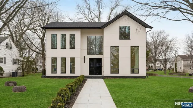 $2,899,995 | 648 Falmouth Avenue, Paramus, NJ 07652
