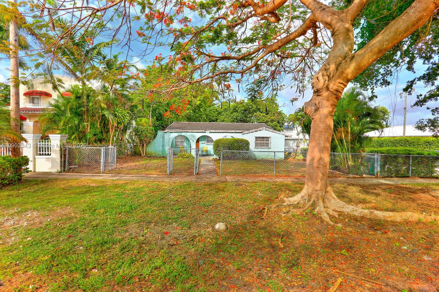 234 Southwest 22nd Road Miami, FL 33129 - Photo 3 of 8