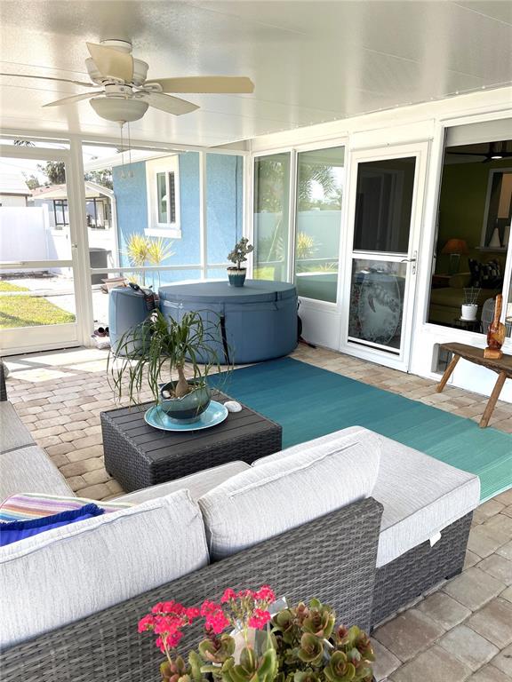 599 Carmel Road Venice, FL 34293 - Photo 22 of 28 Back Lanai