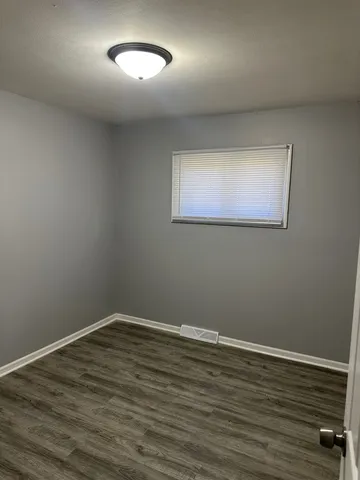 $157,400 | 2956 Sherwood Avenue, Markham, IL 60428