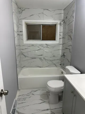 $157,400 | 2956 Sherwood Avenue, Markham, IL 60428