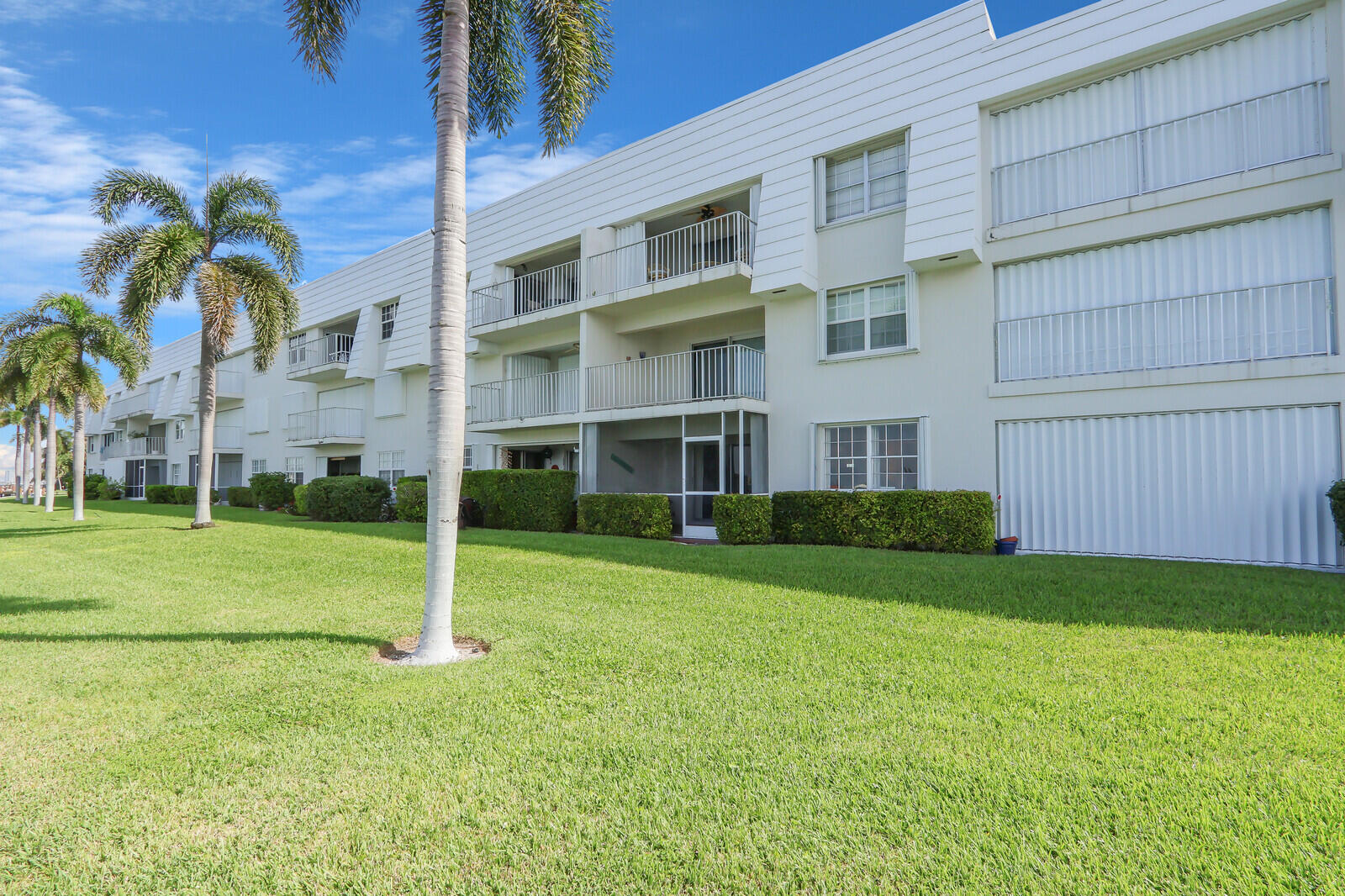 1025 Sugar Sands Boulevard, Unit 159 Singer Island, FL 33404 - Photo 33 of 33 32_Image32_mls