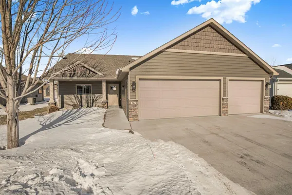 $369,900 | 144 Glenview Loop, St. Cloud, MN 56303