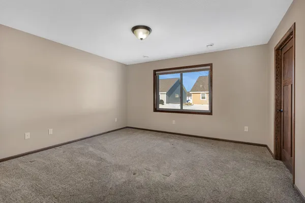 $369,900 | 144 Glenview Loop, St. Cloud, MN 56303