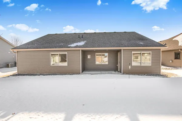 $369,900 | 144 Glenview Loop, St. Cloud, MN 56303