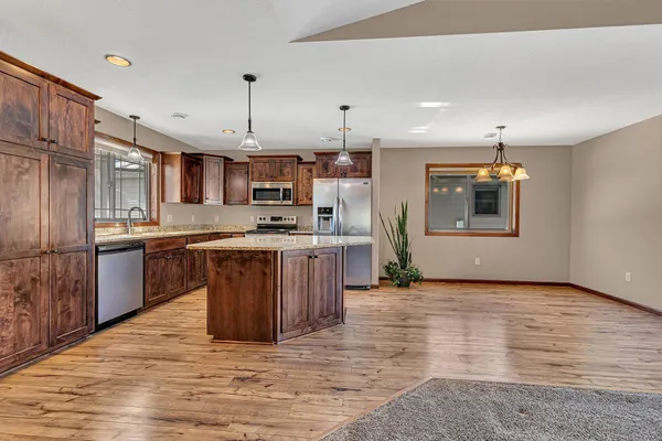 $369,900 | 144 Glenview Loop, St. Cloud, MN 56303