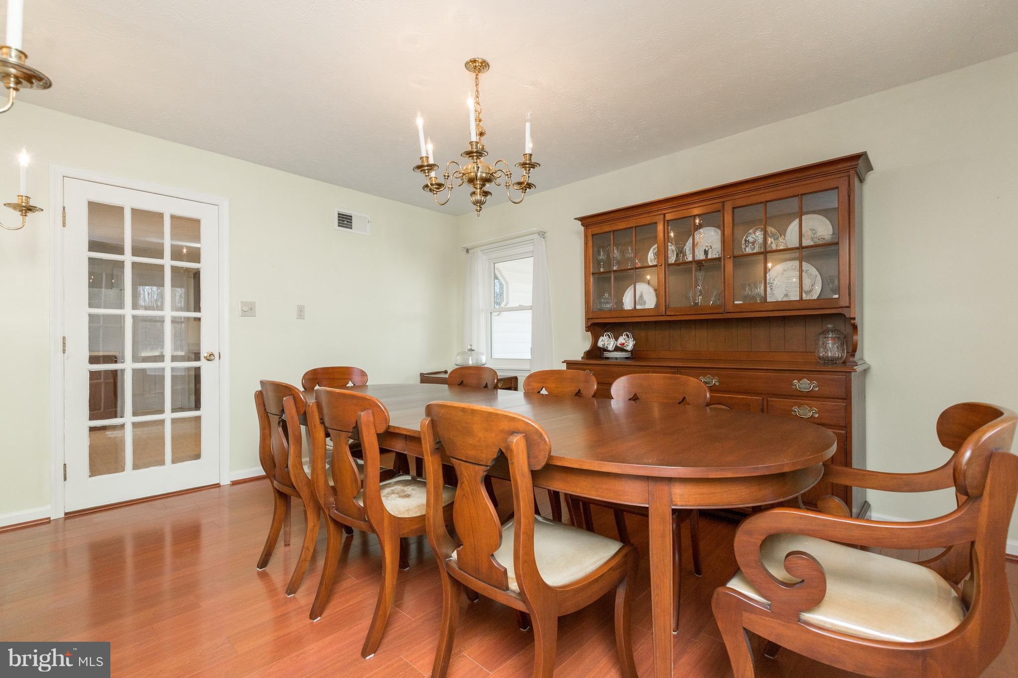 1265 Fishel Road Winchester, VA 22602 - Photo 12 of 30 Dining Room