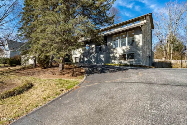 $475,000 | 3407 Bondwood Circle, Johnson City, TN 37604