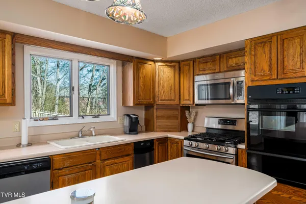$475,000 | 3407 Bondwood Circle, Johnson City, TN 37604
