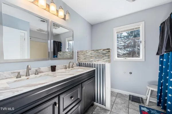 $475,000 | 3407 Bondwood Circle, Johnson City, TN 37604