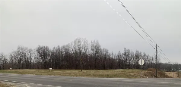 $400,000 | 3200 Pear Street, St. Joseph, MO 64503