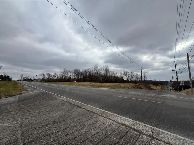 $400,000 | 3200 Pear Street, St. Joseph, MO 64503