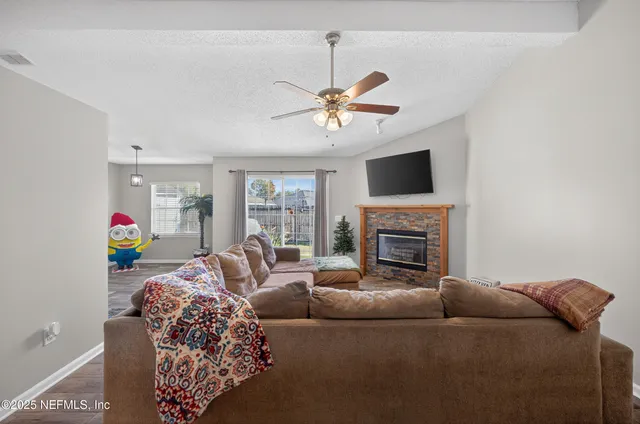 $370,000 | 2982 Chief Ridaught Trail, Middleburg, FL 32068