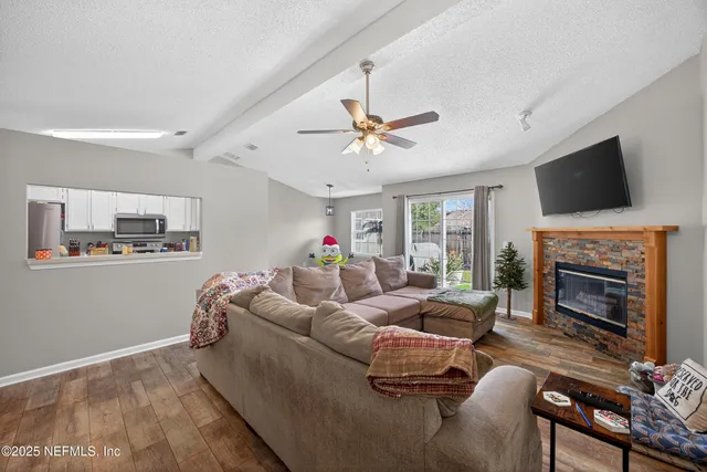 $370,000 | 2982 Chief Ridaught Trail, Middleburg, FL 32068