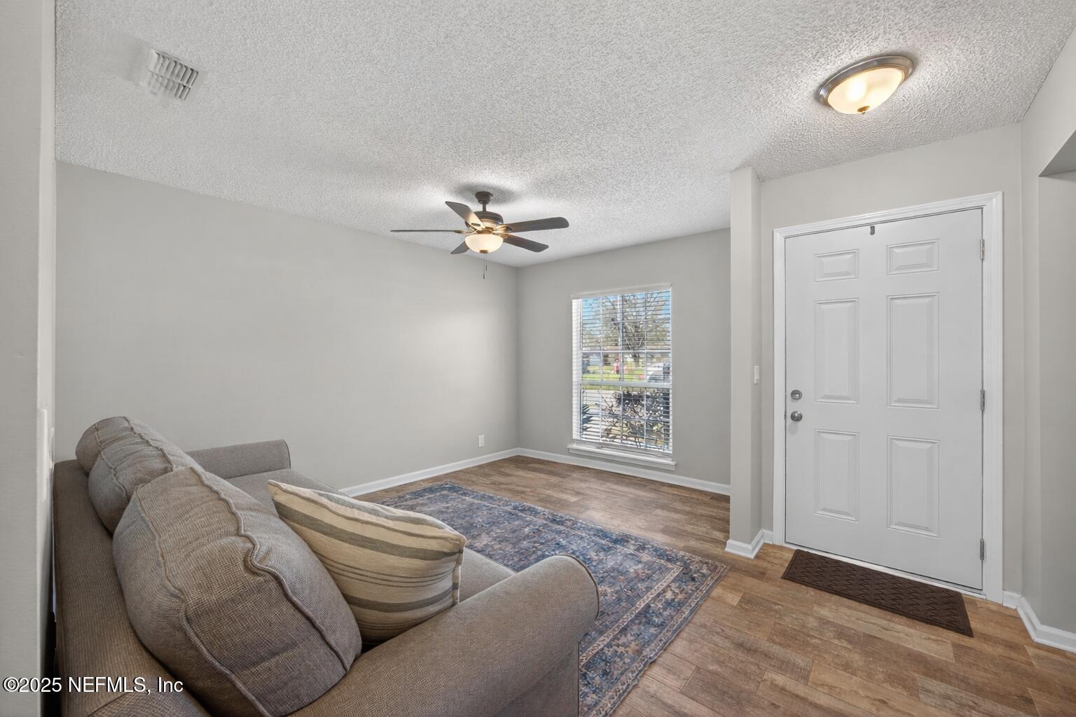 2982 Chief Ridaught Trail Middleburg, FL 32068 - Photo 6 of 33 Front Sitting Room