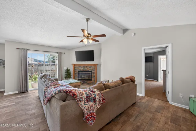 $370,000 | 2982 Chief Ridaught Trail, Middleburg, FL 32068