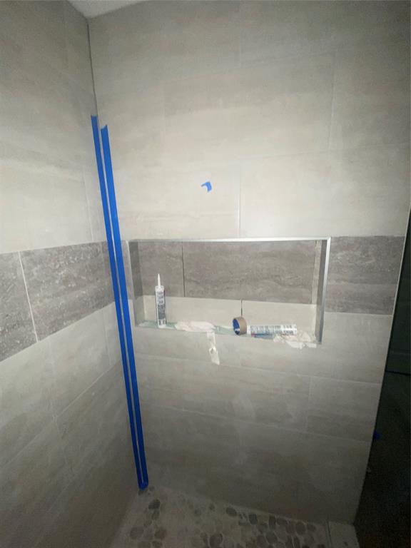 1032 Rays Way Weatherford, TX 76085 - Photo 14 of 25 a view of a room