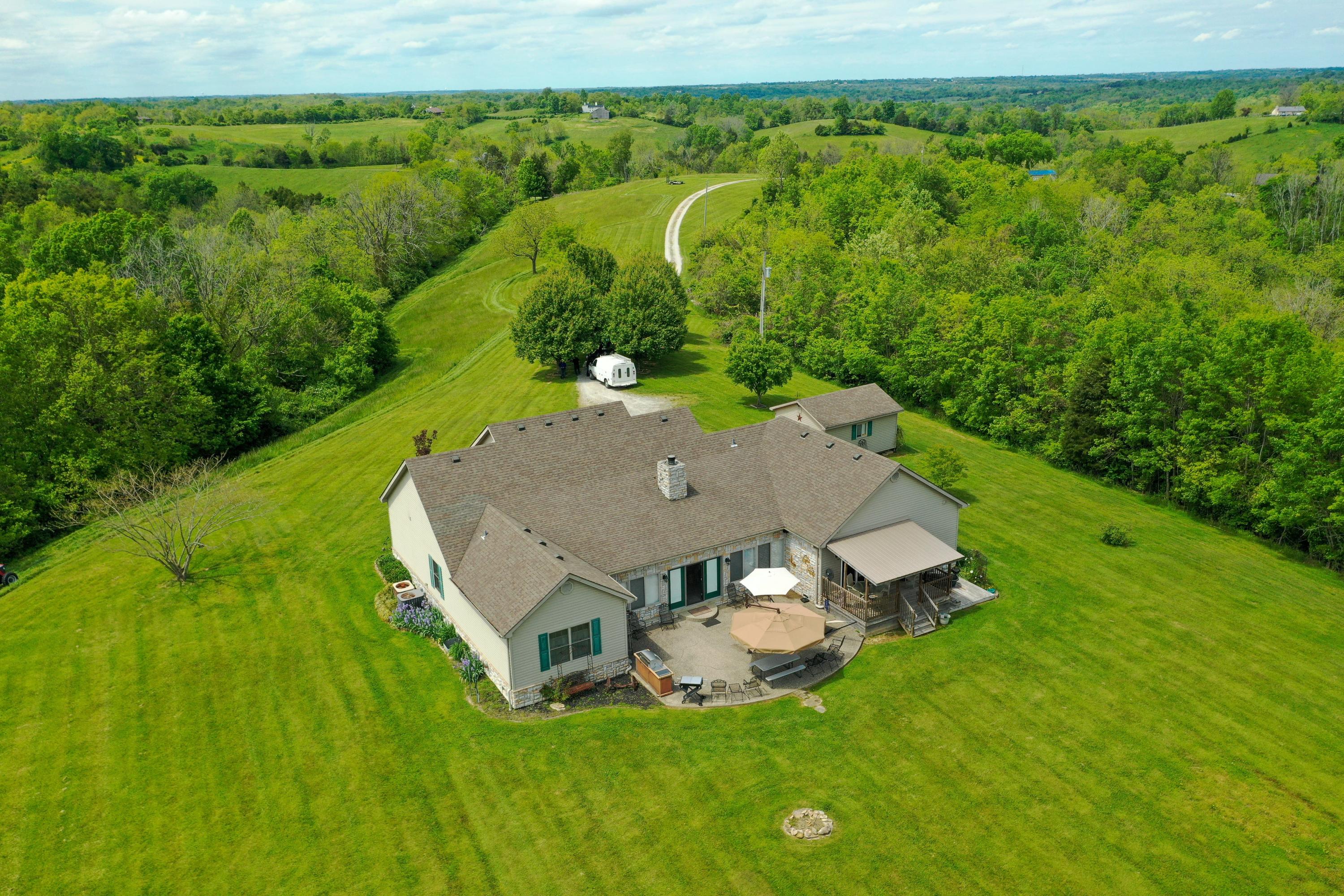 1700 Knobby Ridge Way Nicholasville, KY 40356 - Photo 37 of 49 DJI_0583-min