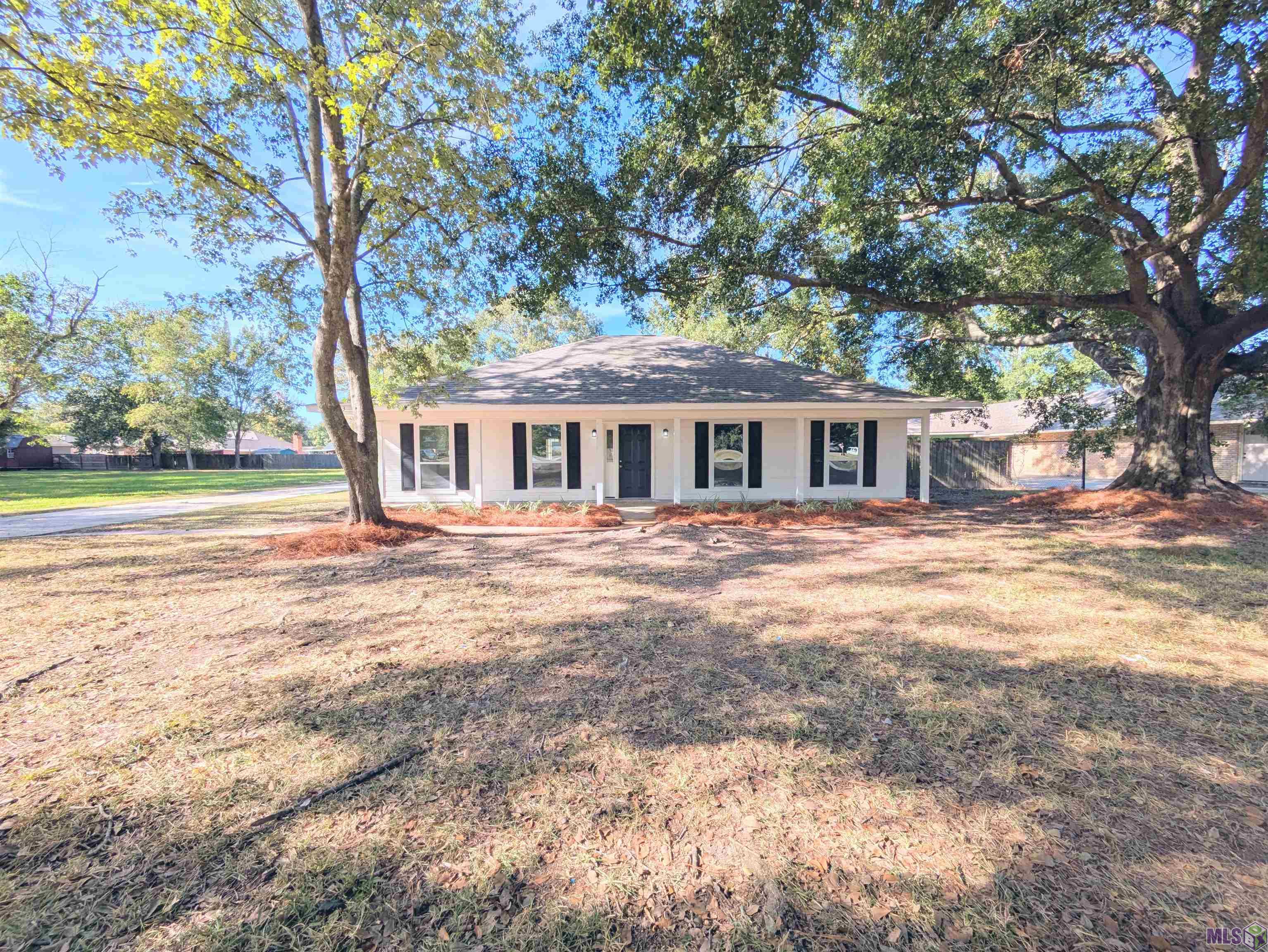 11263 Hooper Road Baton Rouge, LA 70818 - Photo 1 of 21