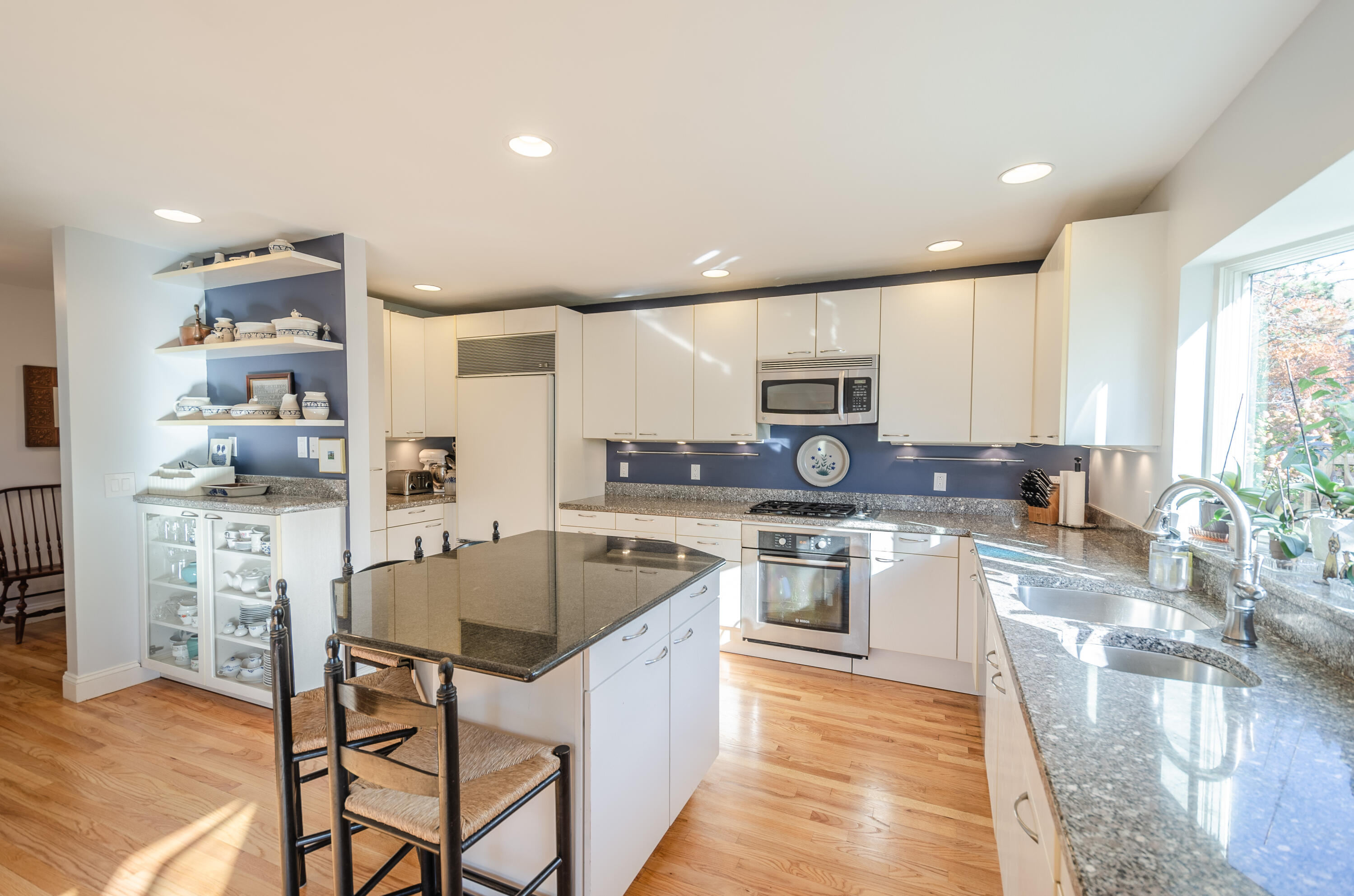 490 Valley Avenue Bangor, ME 04401 - Photo 12 of 70 8