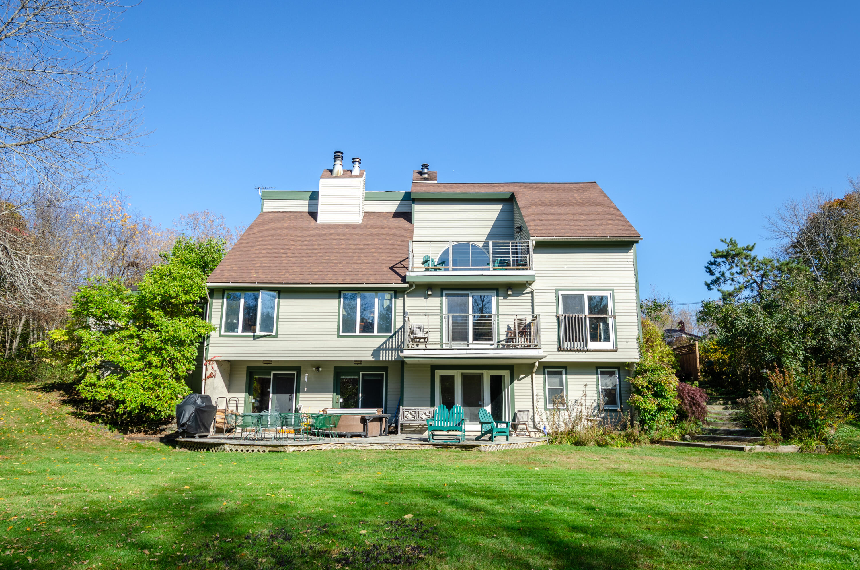 490 Valley Avenue Bangor, ME 04401 - Photo 3 of 70 20231027-DSC_0238-HDR