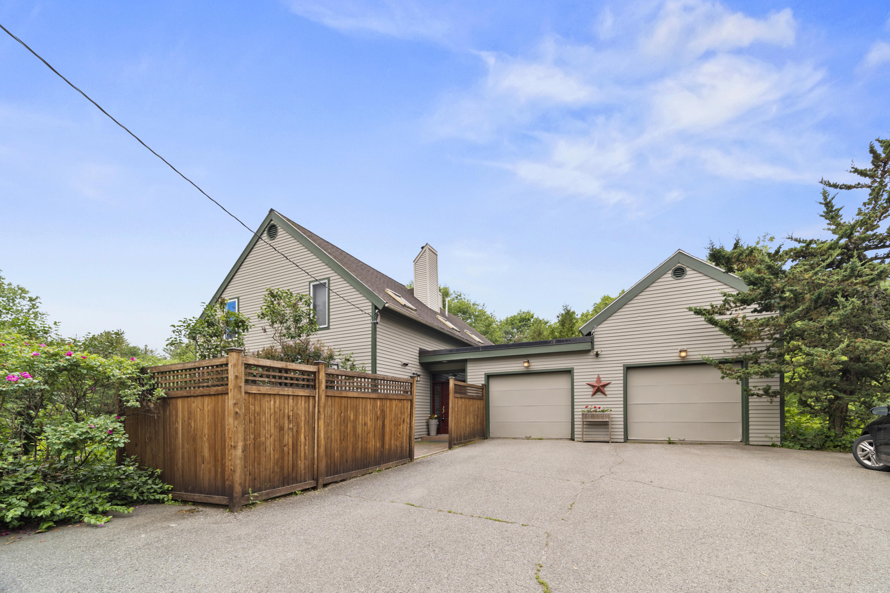 490 Valley Avenue Bangor, ME 04401 - Photo 5 of 70 DC0B57B9-243A-4308-8E0A-5E9FED3B2B18