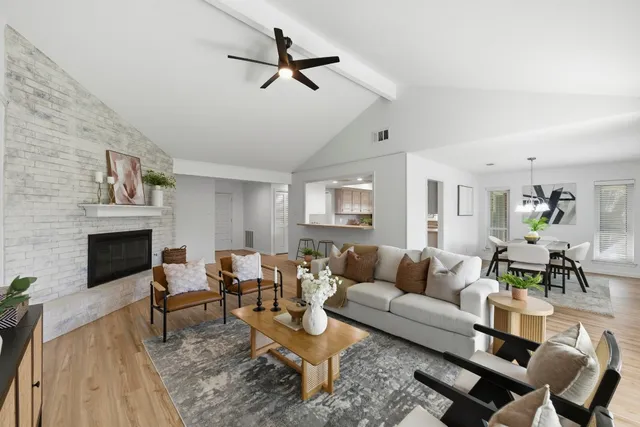 $689,000 | 4805 Midoak Circle, Austin, TX 78749