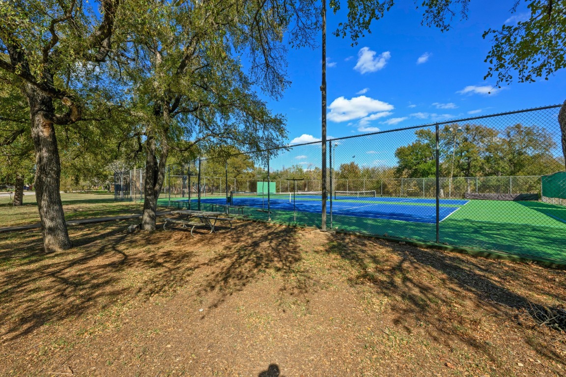 4805 Midoak Circle Austin, TX 78749 - Photo 30 of 36