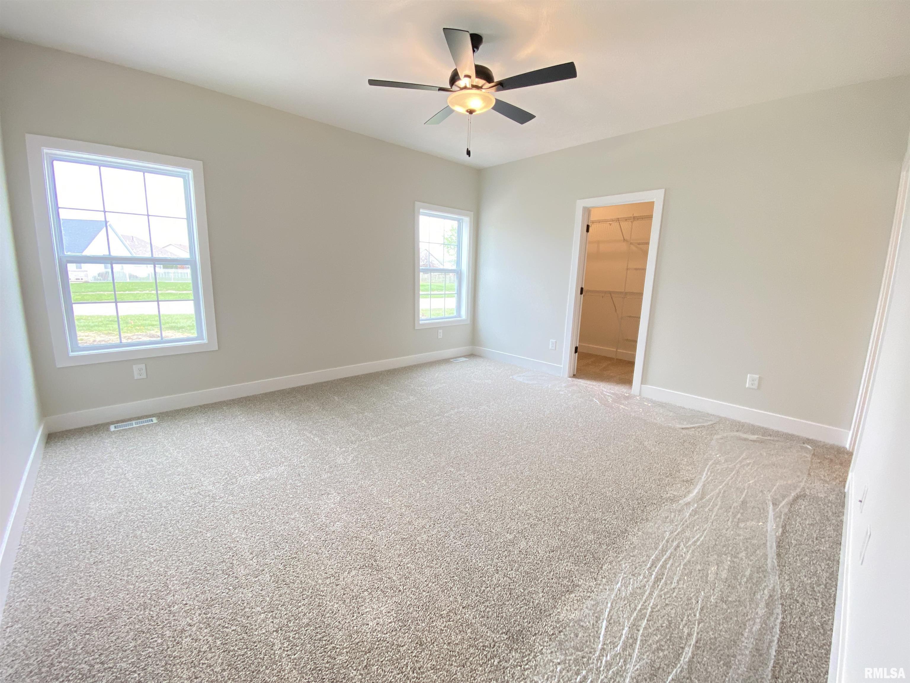 301 Hodges Court Chatham, IL 62629 - Photo 13 of 34