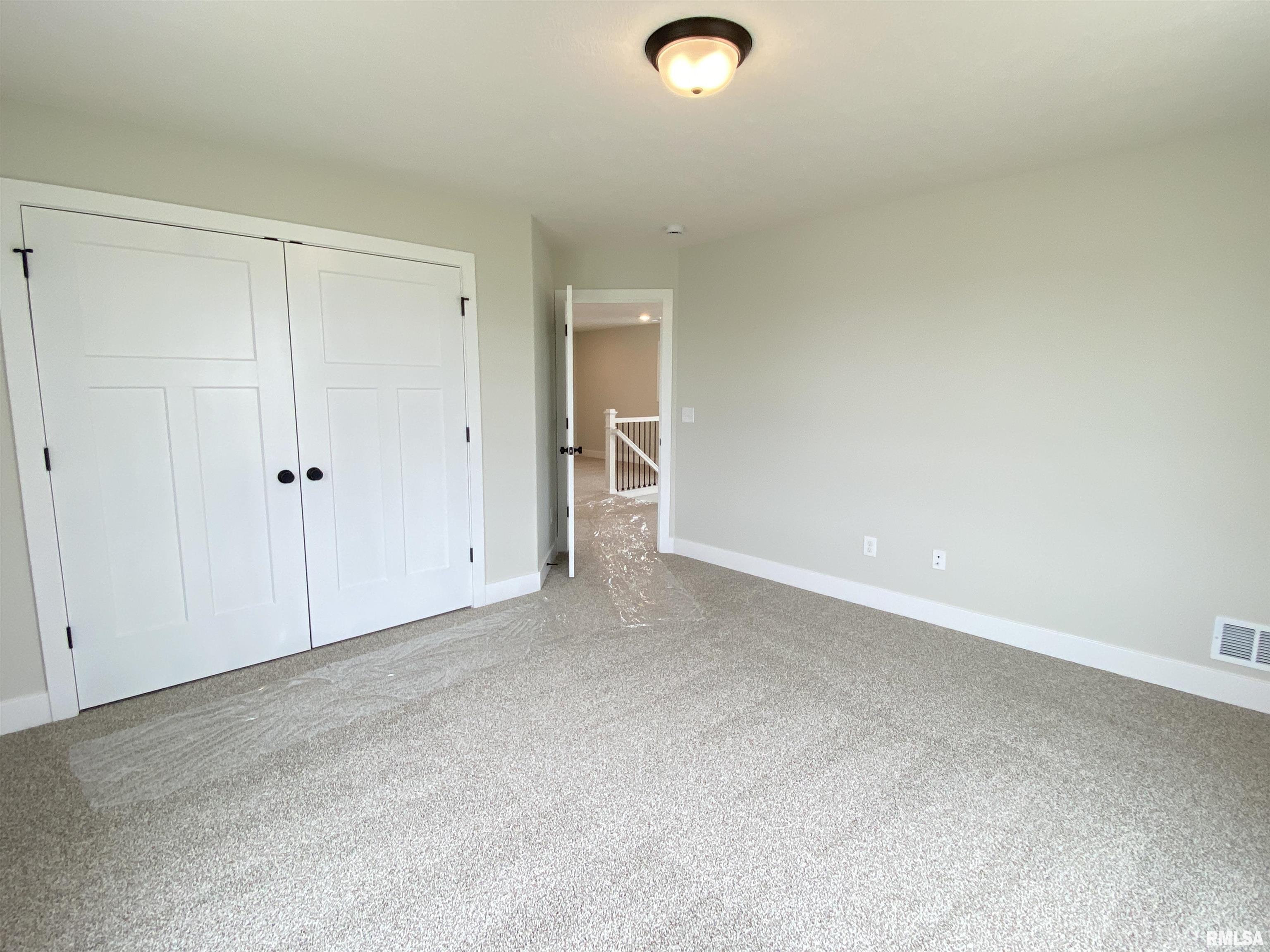 301 Hodges Court Chatham, IL 62629 - Photo 23 of 34