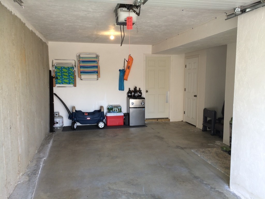 22 Whispering Pine Circle, Unit 29 Worcester, MA 01606 - Photo 27 of 30 a view of a livingroom with closet