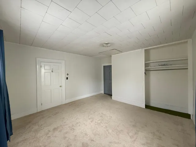 $199,000 | 324 Cliff Street, St. Johnsbury, VT 05819