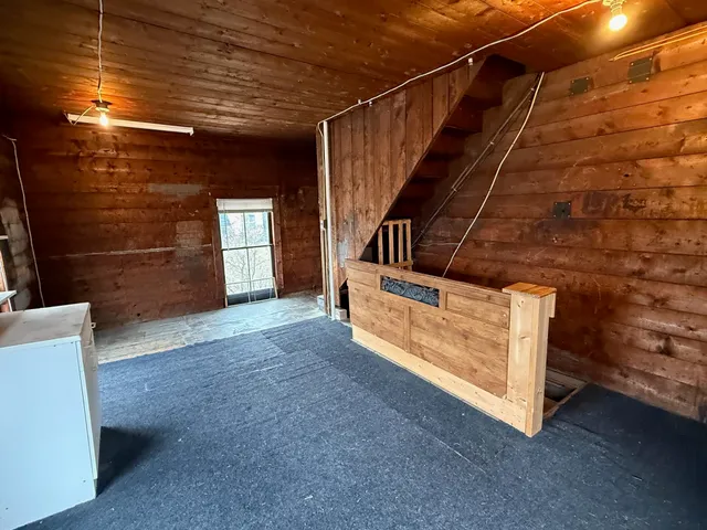 $199,000 | 324 Cliff Street, St. Johnsbury, VT 05819