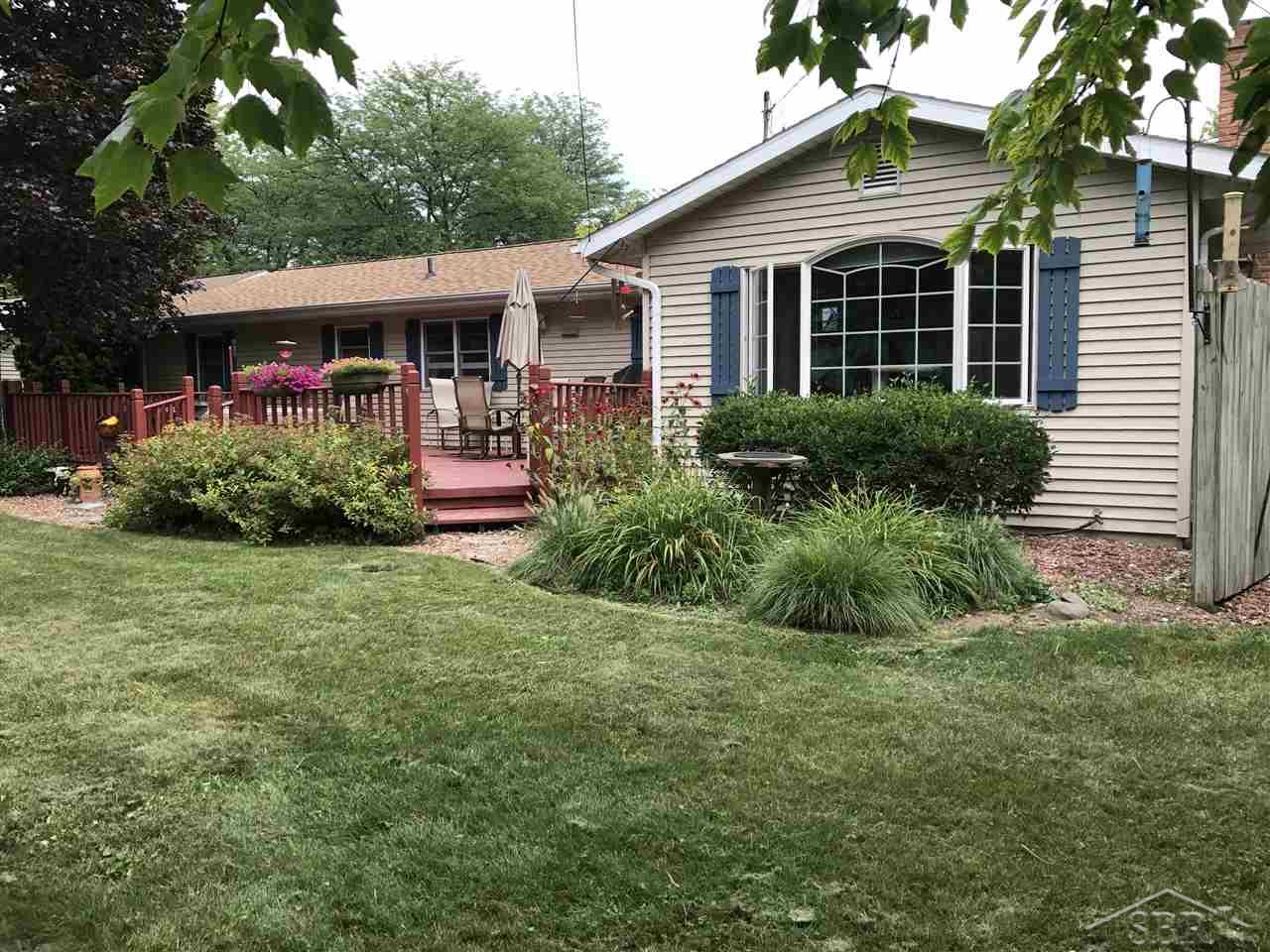 220 Frank Road Frankenmuth, MI 48734 - Photo 20 of 23 31327410-20.JPG