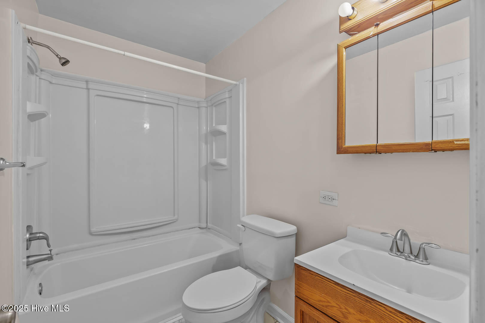 1134 Old Maplehurst Road, Unit G Jacksonville, NC 28540 - Photo 18 of 18 19 copy